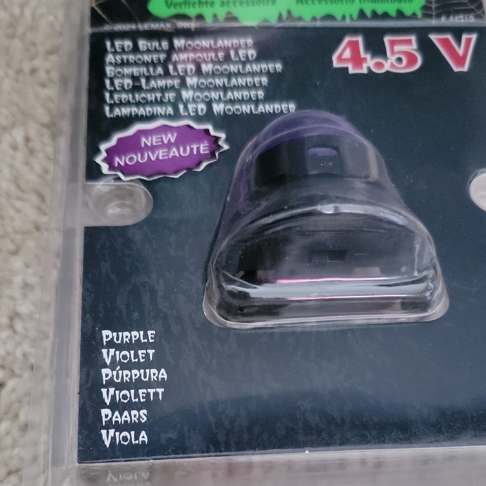 Lemax New Spooky Town LED Moonlander Green and Purple - Picture 9 of 9